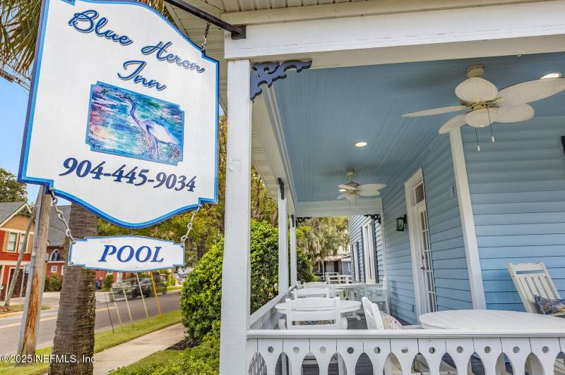 9 bedroom Single Family Residence at 102 S 7th Street, City Of Fernandina Beach, Fernandina Beach — photo 2