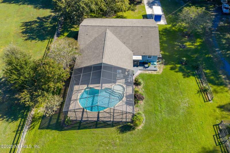 4 bedroom Single Family Residence at 4299 Hawk Haven Road, Middleburg, Middleburg — photo 2