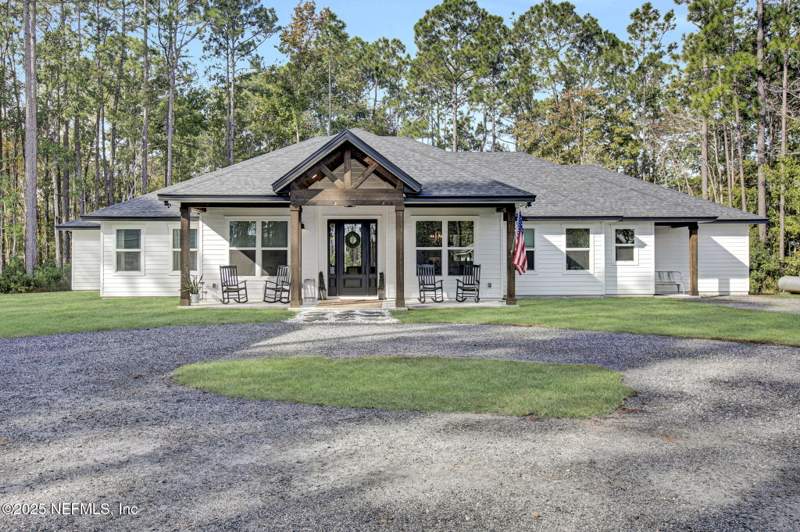 5 bedroom Single Family Residence at 138 Lake Asbury Drive, **verifying Subd**, Green Cove Springs — photo 3