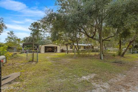 101 Palmland Avenue, Satsuma FL - photo 8 of 34