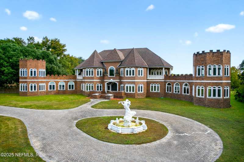 5 bedroom Single Family Residence at 45500 Stratton Road, Shady Grove, Callahan — photo 1