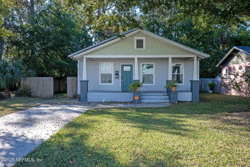 3 bedroom Single Family Residence at 2818 White Avenue, Phillips, Jacksonville — photo 2