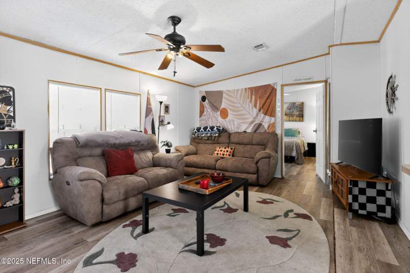 3 bedroom Mobile Home at 136 E Moccasin Creek Lane, Moccasin Creek, Palatka — photo 3