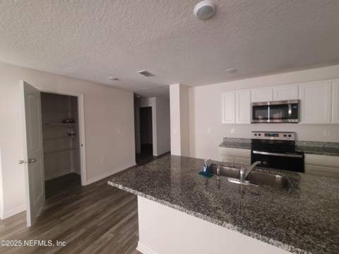 256 River Hill Drive, Welaka FL - photo 21 of 30
