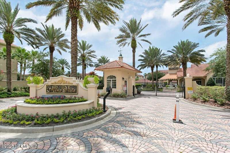3 bedroom Condominium at 13846 Atlantic Boulevard #202, Mira Vista At Harbortown, Jacksonville — photo 5