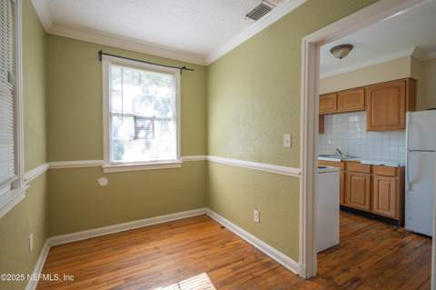 1340 Carvill Avenue, Jacksonville FL - photo 10 of 38