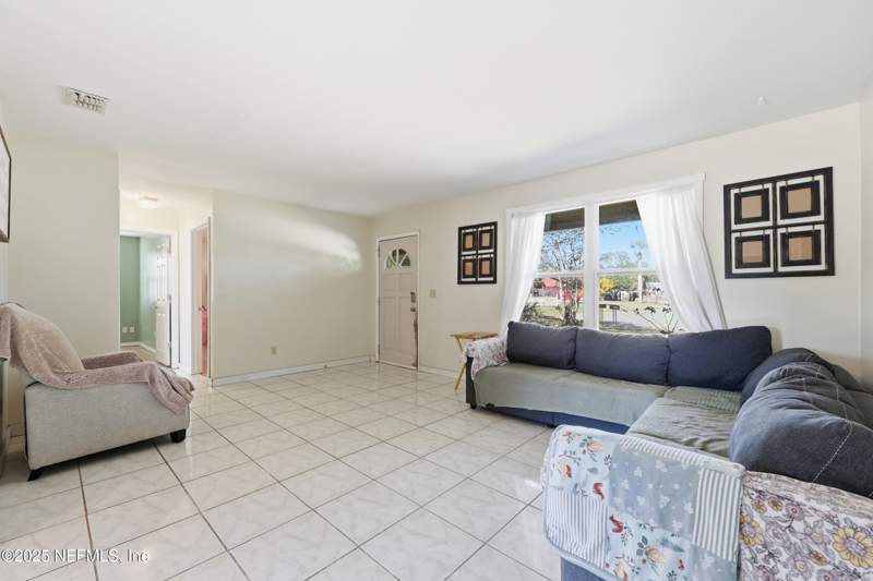 3 bedroom Single Family Residence at 1440 Waco Court, Tanglewood Village, Orange Park — photo 5