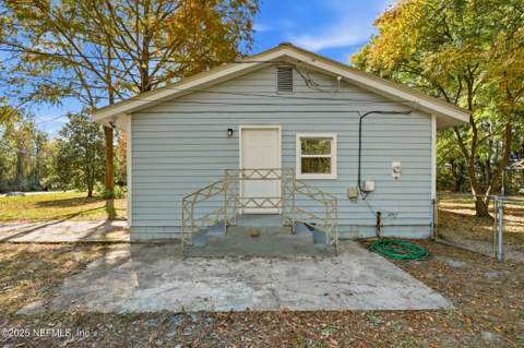 11948 Aaron Road, Jacksonville FL - photo 13 of 33