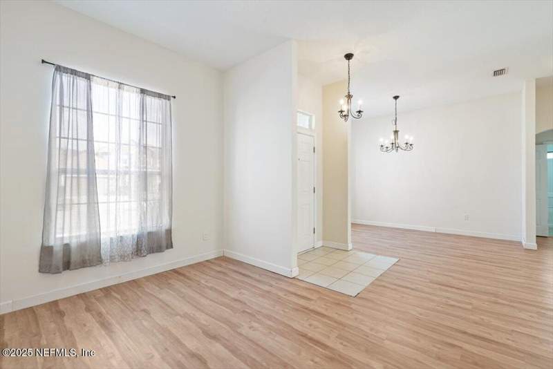4 bedroom Single Family Residence at 3780 Juliet Leia Circle, Jacobs Way, Jacksonville — photo 5