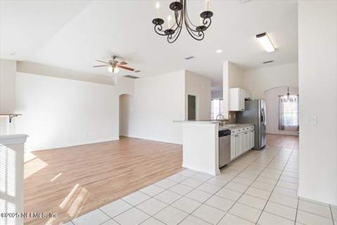 3780 Juliet Leia Circle, Jacksonville FL - photo 9 of 29
