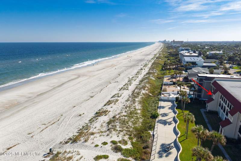 4 bedroom Condominium at 10 10th Street #2, The Cloister, Atlantic Beach — photo 4