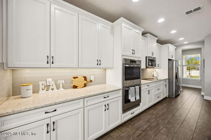 5 bedroom Single Family Residence at 85030 Majestic Walk Boulevard, Amelia Walk, Fernandina Beach — photo 3