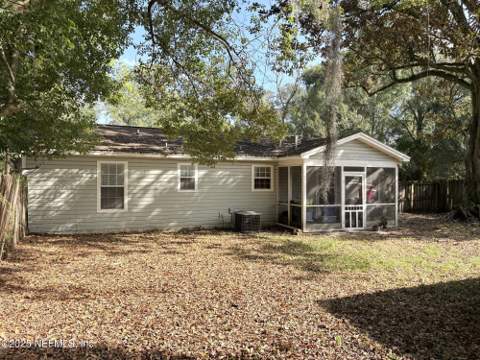 1180 Wycoff Avenue, Jacksonville FL - photo 19 of 20