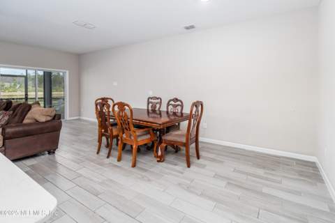 10307 Benson Lake Drive, Jacksonville FL - photo 18 of 28