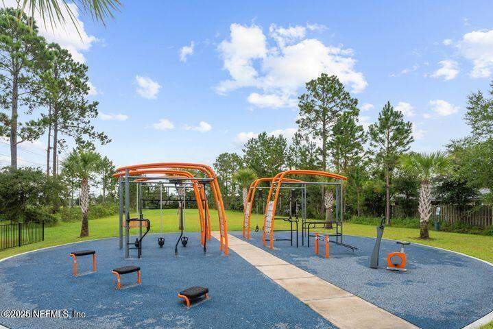3 bedroom Townhouse at 10307 Benson Lake Drive, Longleaf, Jacksonville — photo 4