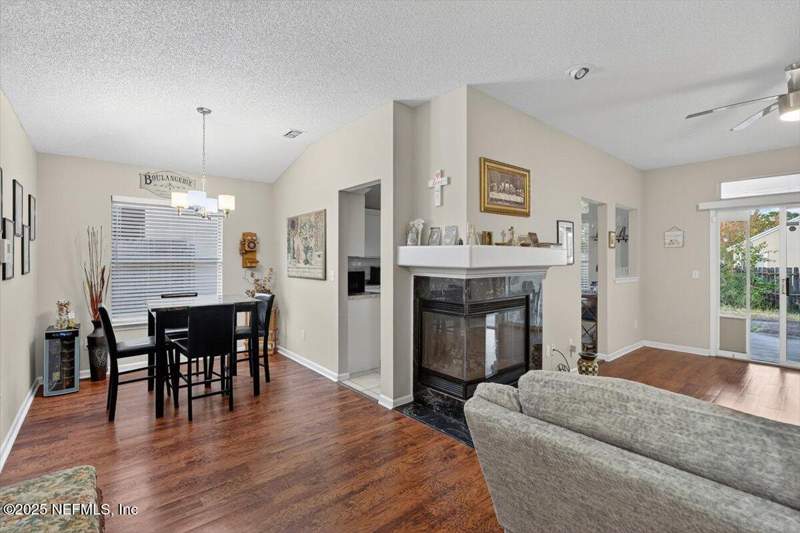 3 bedroom Single Family Residence at 12311 Sondra Cove Trail, Cross Creek Villas, Jacksonville — photo 4