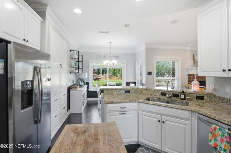 5 bedroom Single Family Residence at 3770 Five Farms Court, Hidden Hills Cc, Jacksonville — photo 5