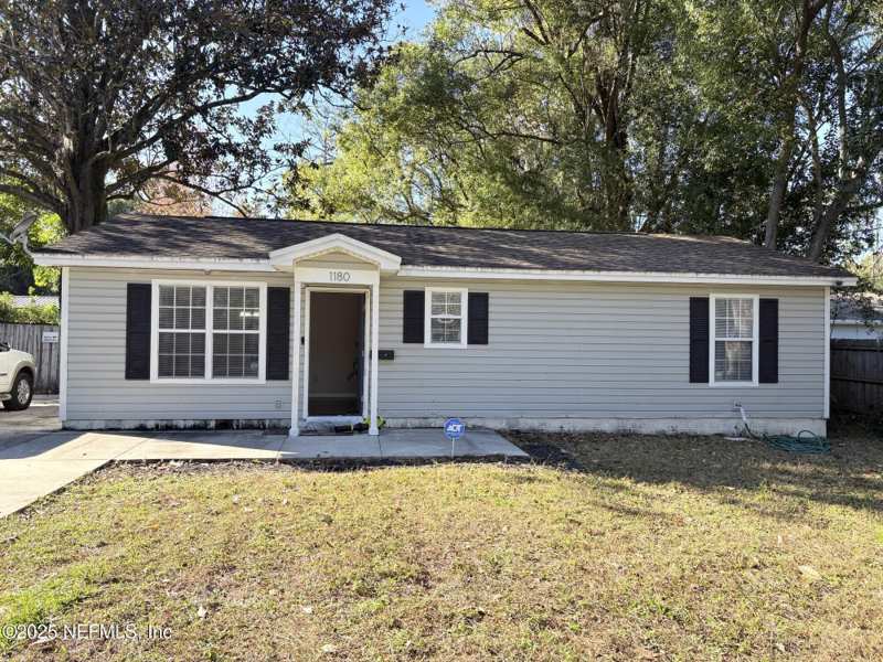 2 bedroom Single Family Residence at 1180 Wycoff Avenue, Riverside Gardens, Jacksonville — photo 1