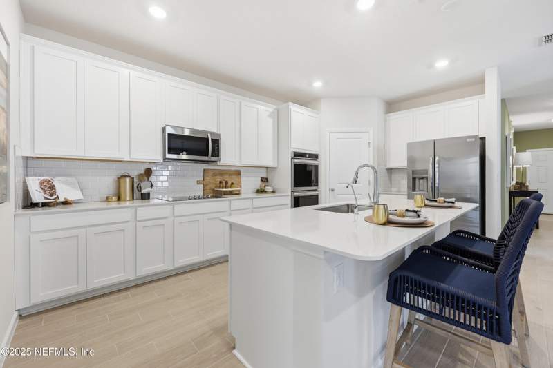 3 bedroom Single Family Residence at 3108 Tupelo Loop, Edenbrooke At Hyland Trails At Creekview Trail, Green Cove Springs — photo 4