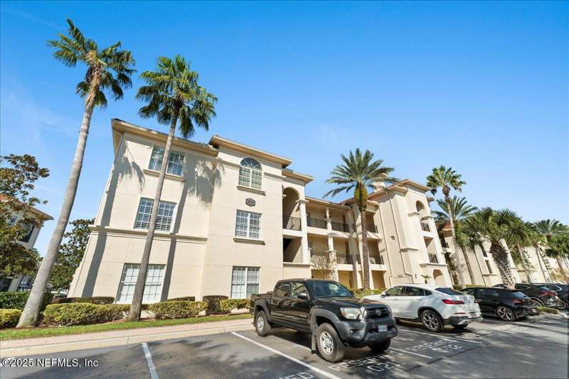 3 bedroom Condominium at 13846 Atlantic Boulevard #207, Mira Vista At Harbortown, Jacksonville — photo 2