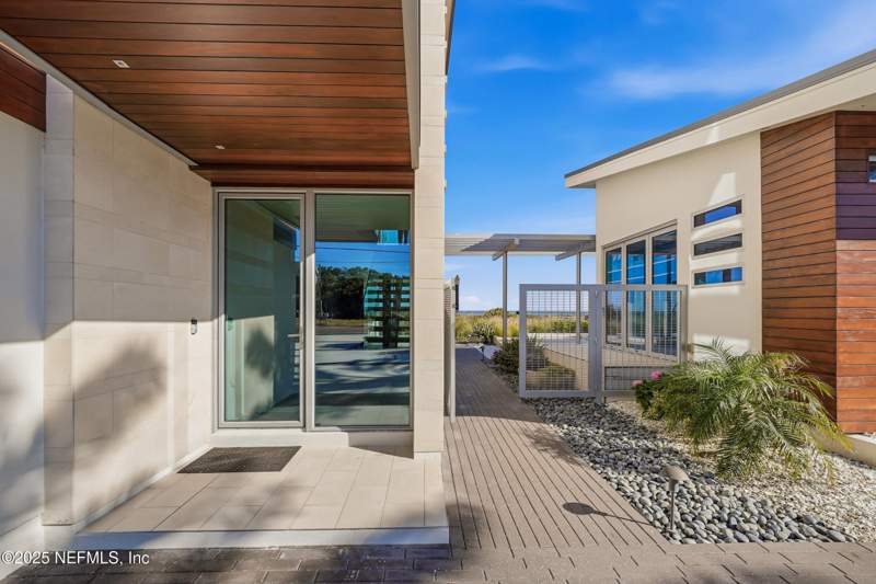 5 bedroom Single Family Residence at 2498/2500 S Fletcher Avenue, Fernandina Beach, Fernandina Beach — photo 3