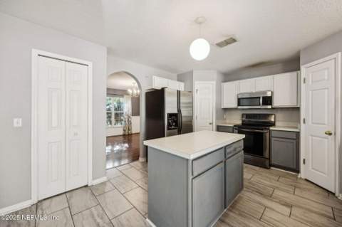 87233 Kipling Drive, Yulee FL - photo 8 of 38