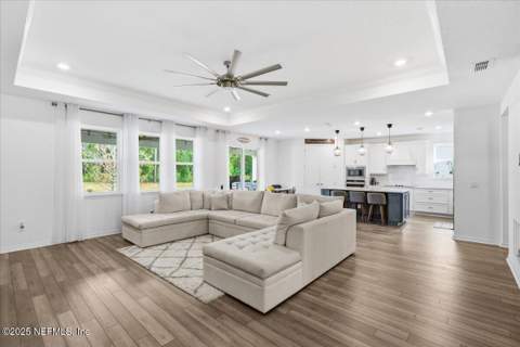 313 Cody Crest Court, Jacksonville FL - photo 19 of 51