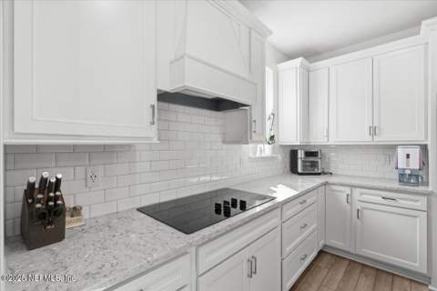 313 Cody Crest Court, Jacksonville FL - photo 16 of 51