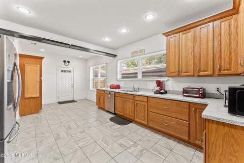 34 N College Street, Macclenny FL - photo 18 of 35