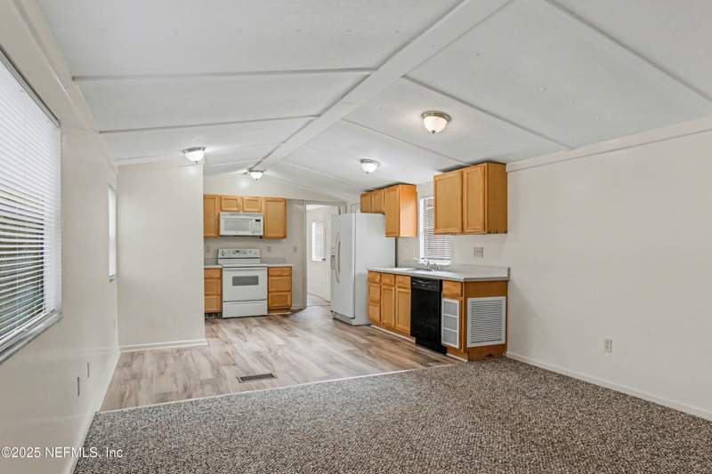 3 bedroom Manufactured Home at 361 Dusty Road, Sandy Pines, St. Augustine — photo 5