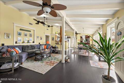 802 Lemon Avenue, Crescent City FL - photo 6 of 6