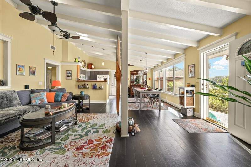 3 bedroom Single Family Residence at 802 Lemon Avenue, Crescent Hill, Crescent City — photo 5