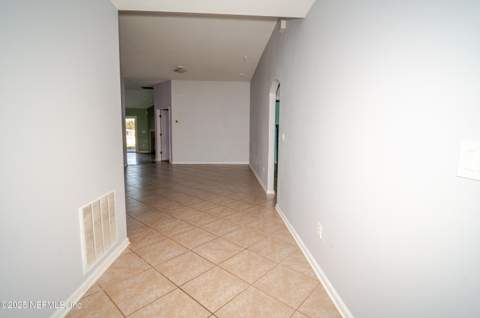 11935 Crooked River Road, Jacksonville FL - photo 6 of 38
