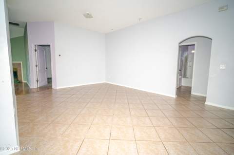 11935 Crooked River Road, Jacksonville FL - photo 10 of 38