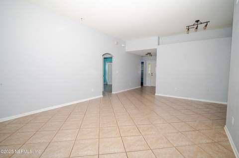 11935 Crooked River Road, Jacksonville FL - photo 11 of 38