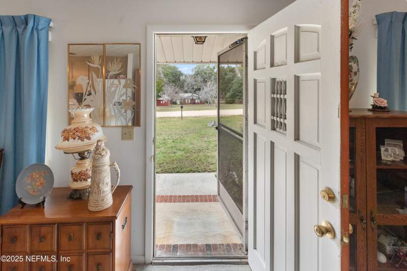 3 bedroom Single Family Residence at 6276 Magnolia Street, Postmaster Ret Vill, Keystone Heights — photo 3