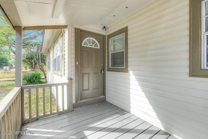 3 bedroom Single Family Residence at 2971 W 16th Street, Melsons Addition, Jacksonville — photo 2