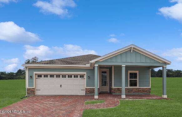 746 KINGBIRD Drive