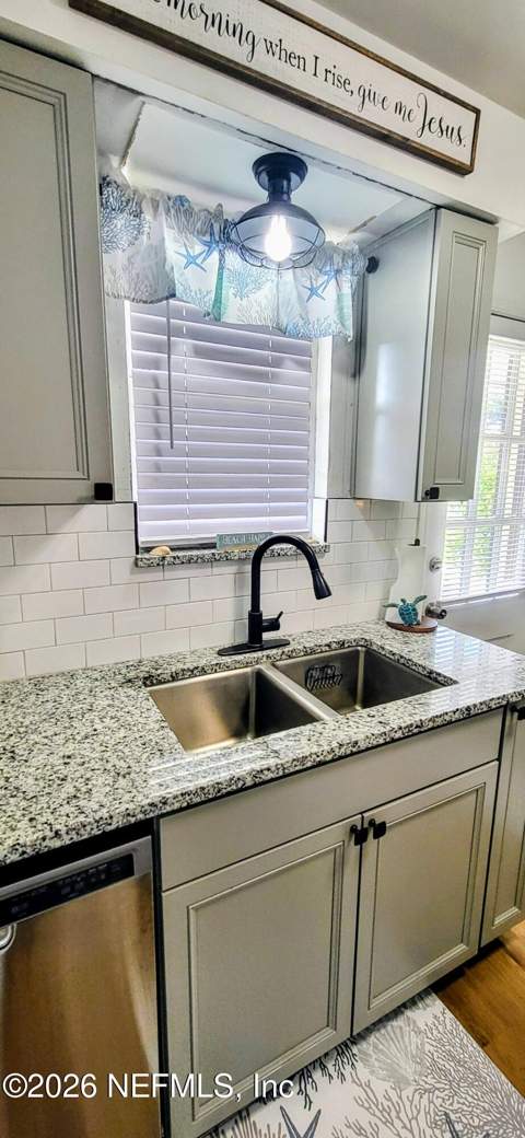 1647 El Camino Road #5, Jacksonville FL - photo 9 of 38
