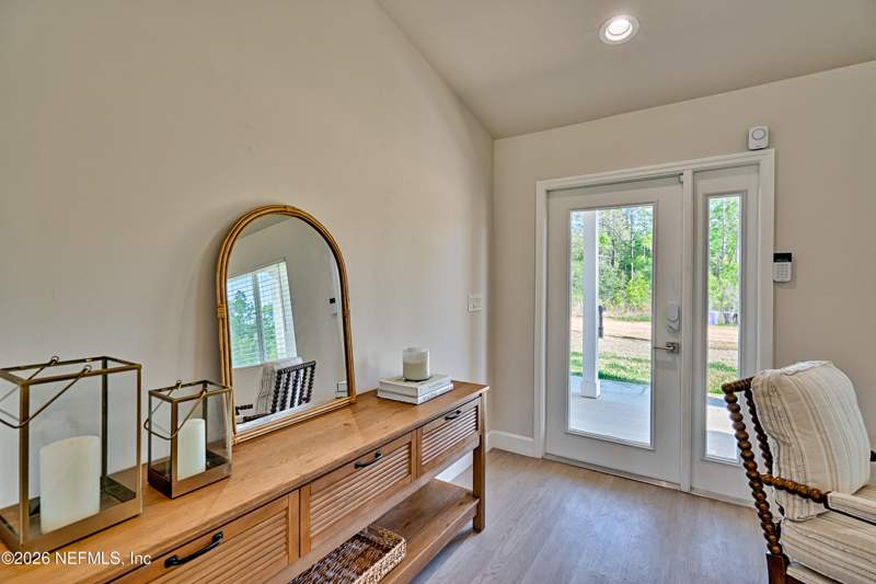 3 bedroom Single Family Residence at 135 Hartford Street, West Lake Terrace, Hawthorne — photo 4
