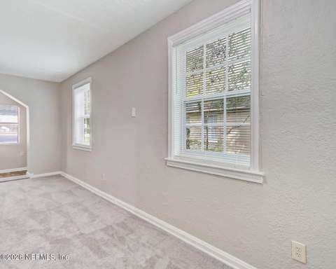 1328 Carvill Avenue, Jacksonville FL - photo 17 of 36