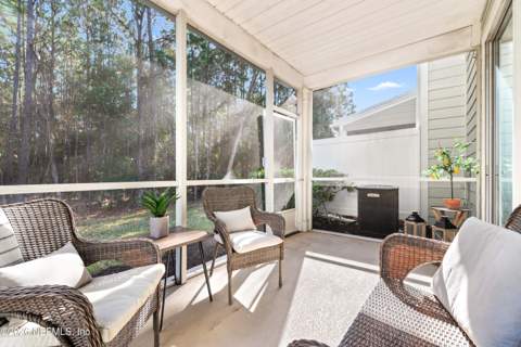 3897 Lionheart Drive, Jacksonville FL - photo 14 of 37
