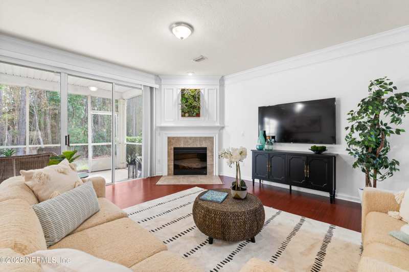 3 bedroom Townhouse at 3897 Lionheart Drive, Ironwood, Jacksonville — photo 1