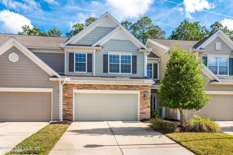 3 bedroom Townhouse at 3897 Lionheart Drive, Ironwood, Jacksonville — photo 2