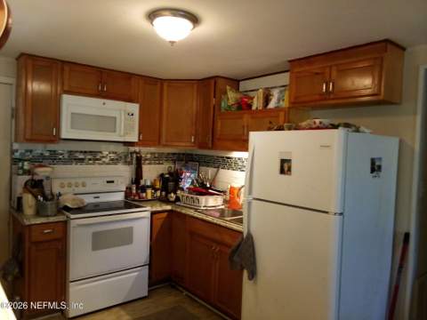 101 S Geraldo Road, East Palatka FL - photo 12 of 28