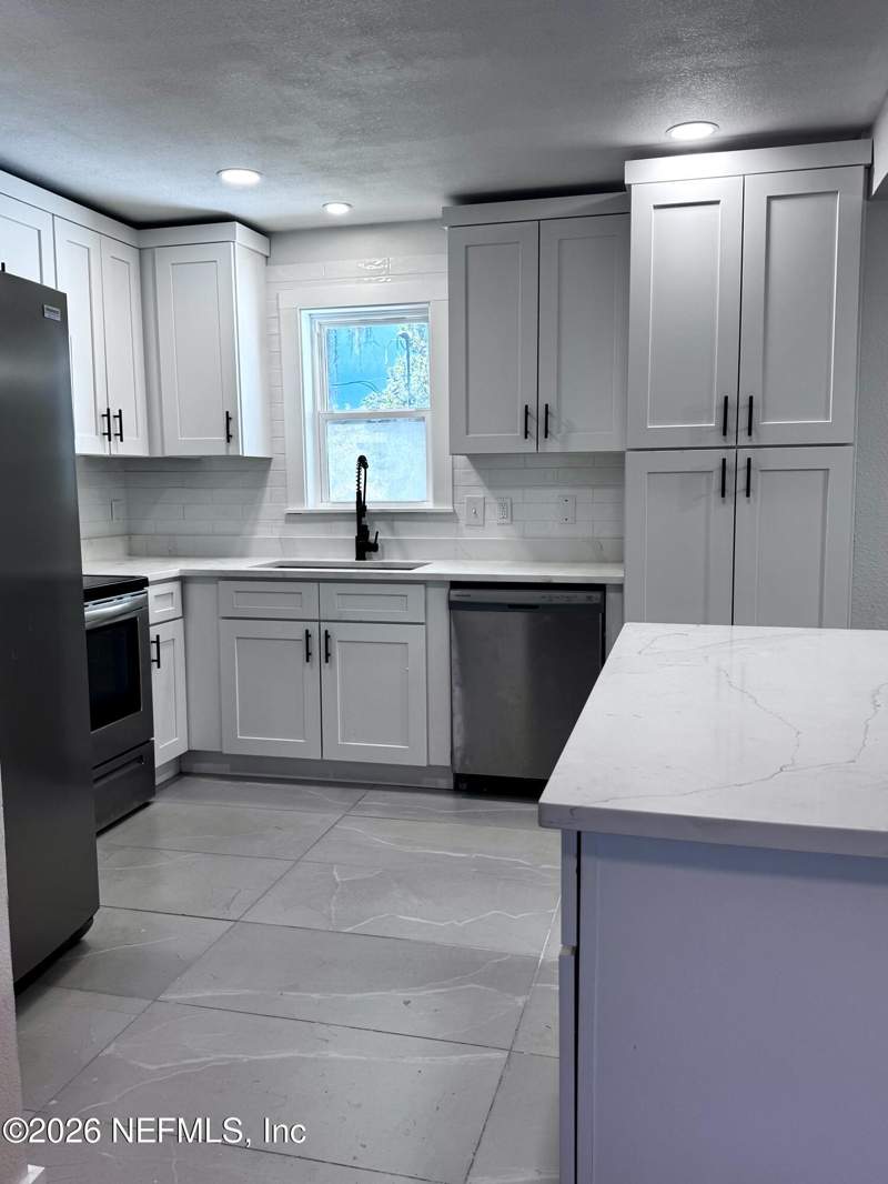 3 bedroom Single Family Residence at 6923 Gaillardia Road, Arlington Hills, Jacksonville — photo 5