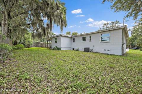 6923 Gaillardia Road, Jacksonville FL - photo 14 of 31
