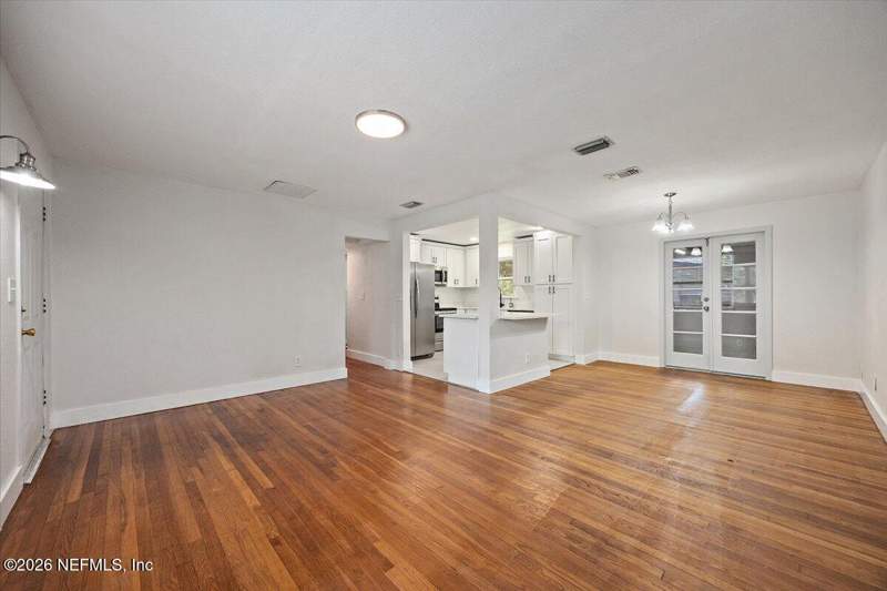 3 bedroom Single Family Residence at 6923 Gaillardia Road, Arlington Hills, Jacksonville — photo 4