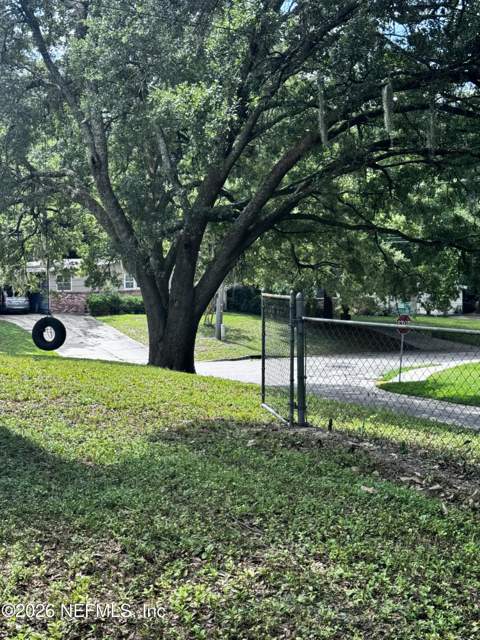 6923 Gaillardia Road, Jacksonville FL - photo 19 of 31