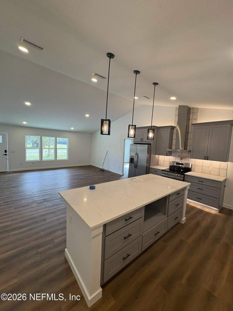 4 bedroom Single Family Residence at 101 Yawn Avenue, Interlachen Lakes Estates, Interlachen — photo 4